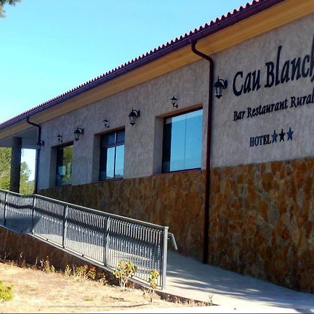 Hotel Restaurant Cau Blanch Useras Екстериор снимка