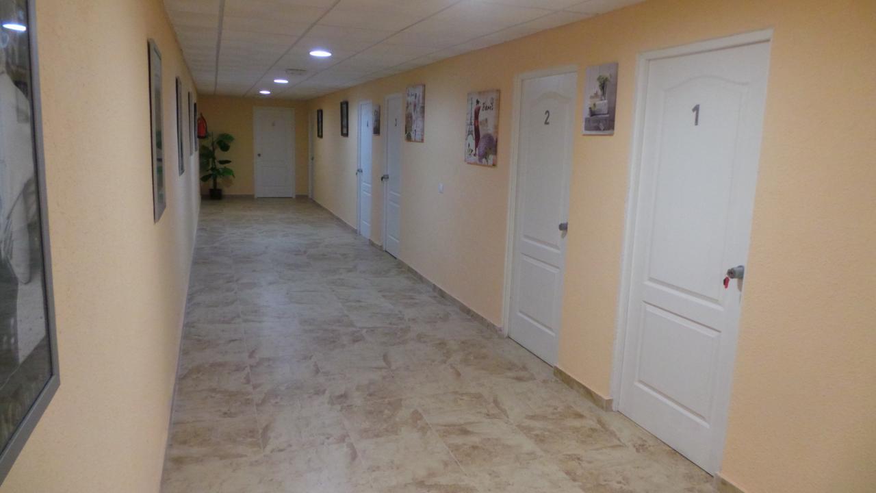 Hotel Restaurant Cau Blanch Useras Екстериор снимка