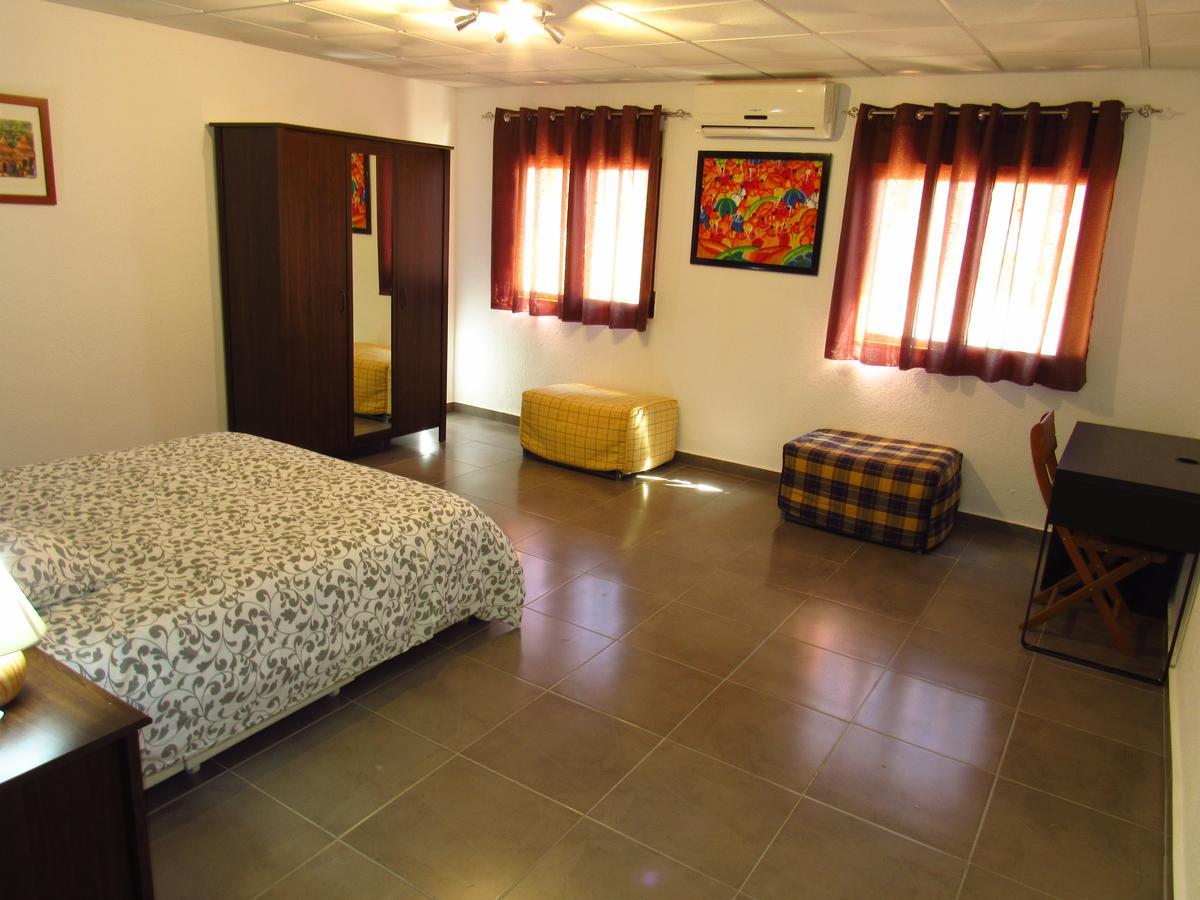 Hotel Restaurant Cau Blanch Useras Екстериор снимка