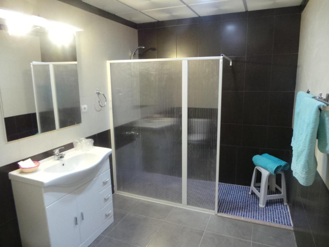 Hotel Restaurant Cau Blanch Useras Екстериор снимка